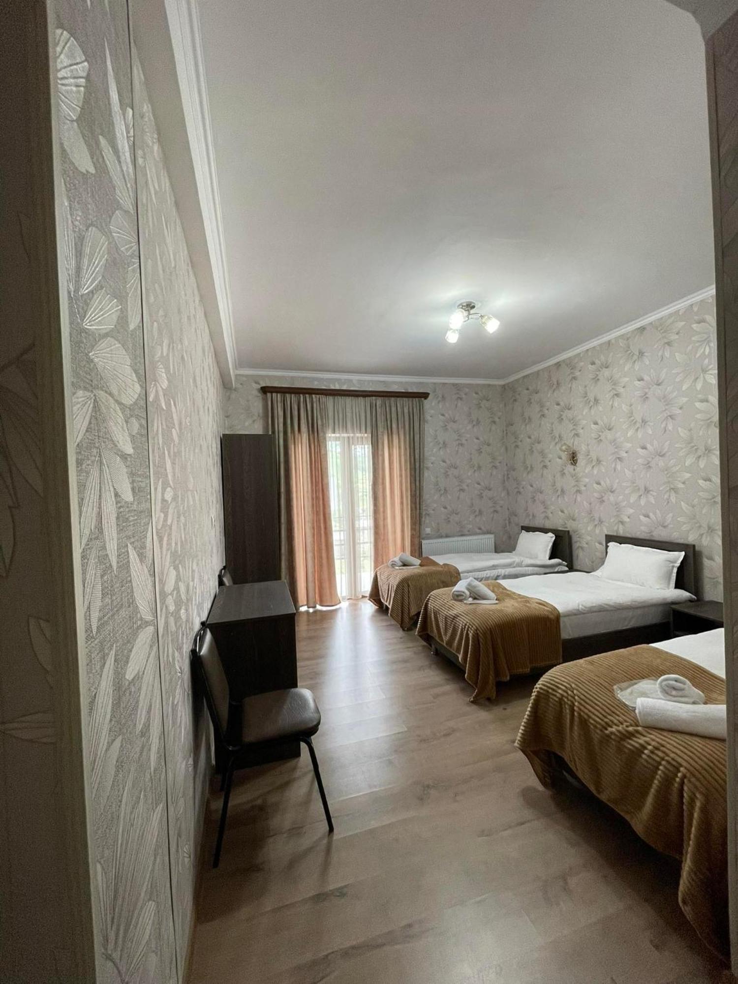 Hotel Shina Stepantsminda Exterior photo