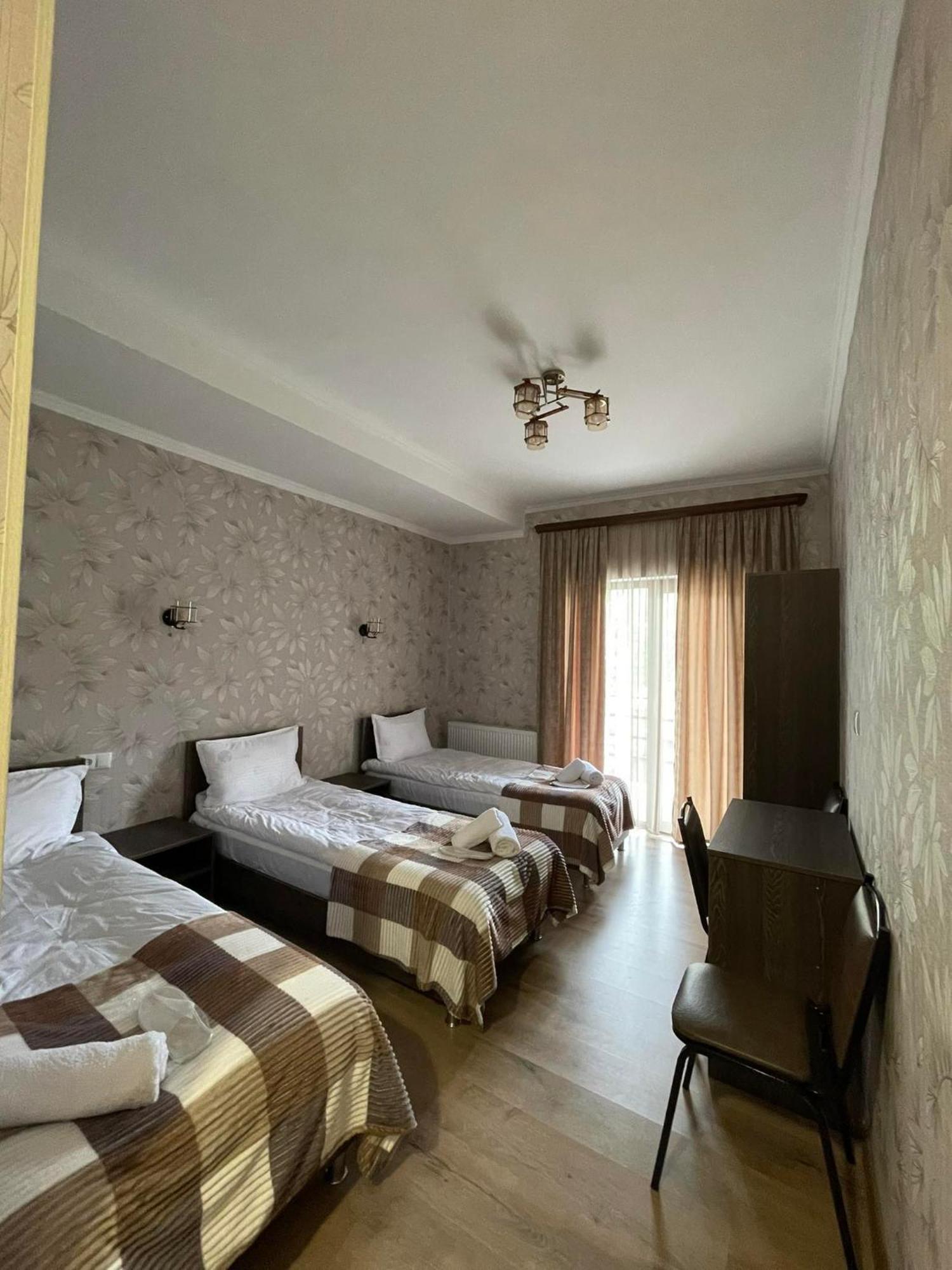 Hotel Shina Stepantsminda Exterior photo