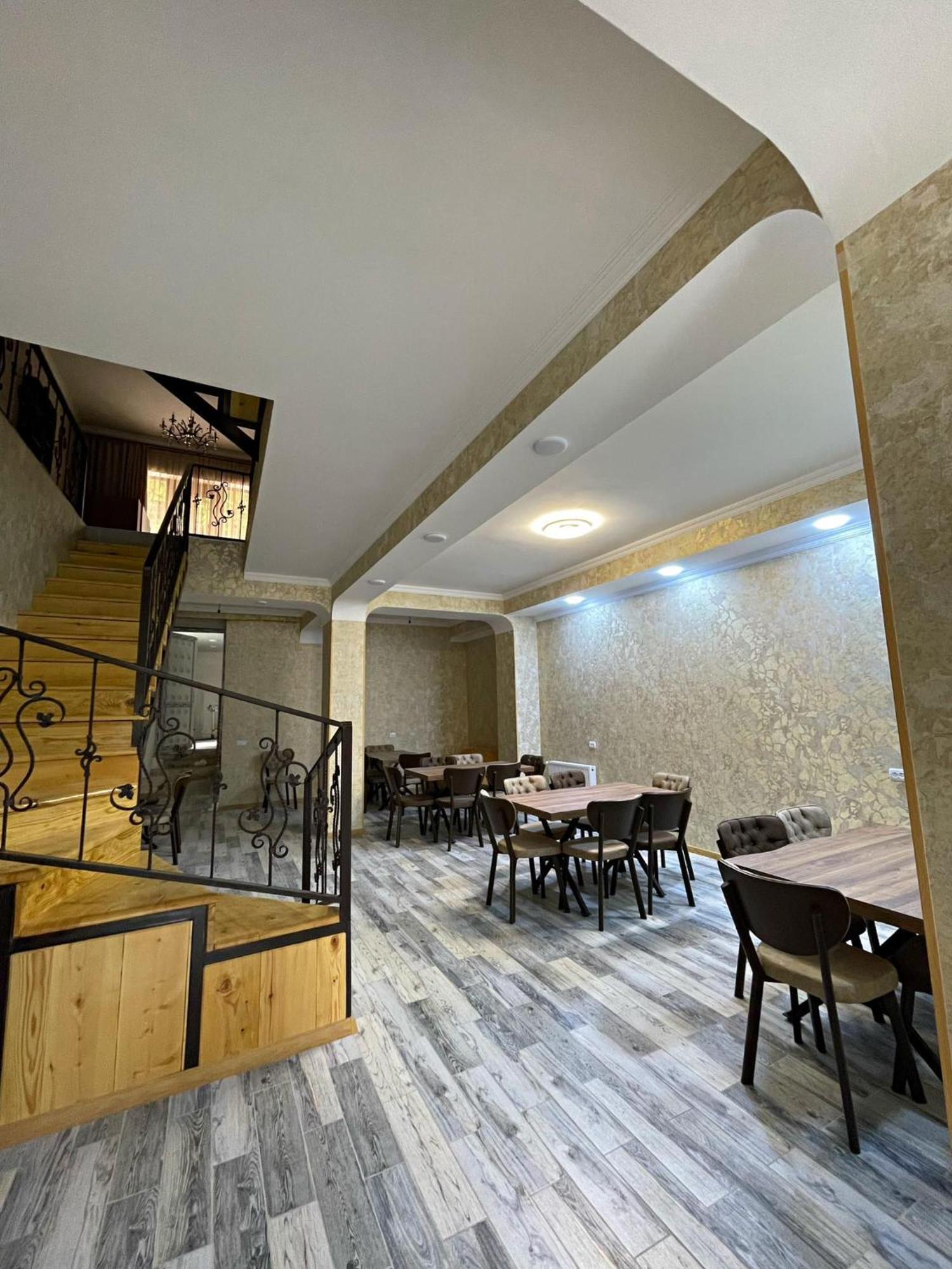 Hotel Shina Stepantsminda Exterior photo